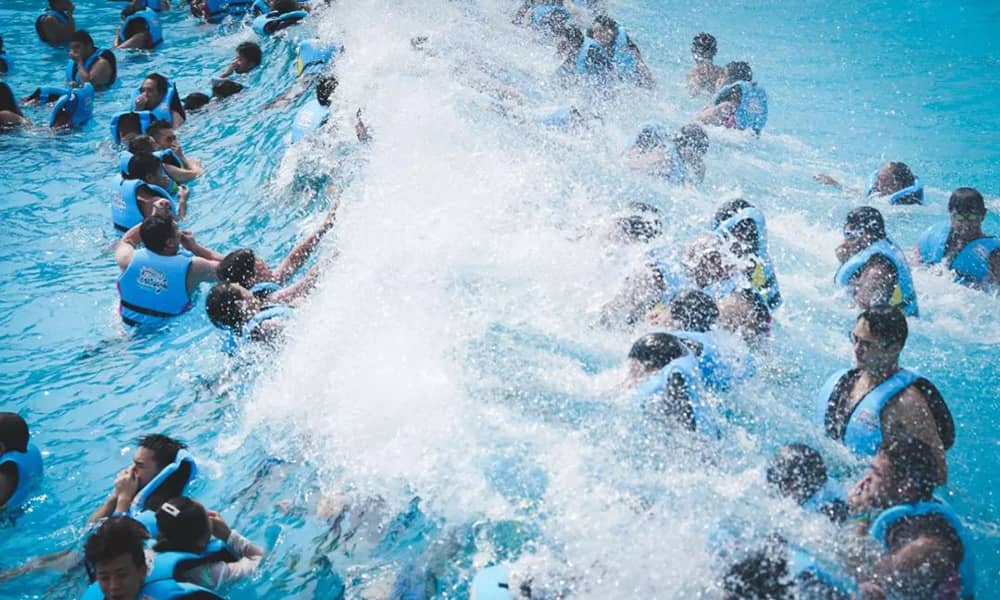 阿拉的海海啸池 阿拉的海海啸池