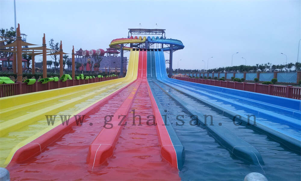 水上乐园垂直滑梯：惊险刺激的巅峰体验